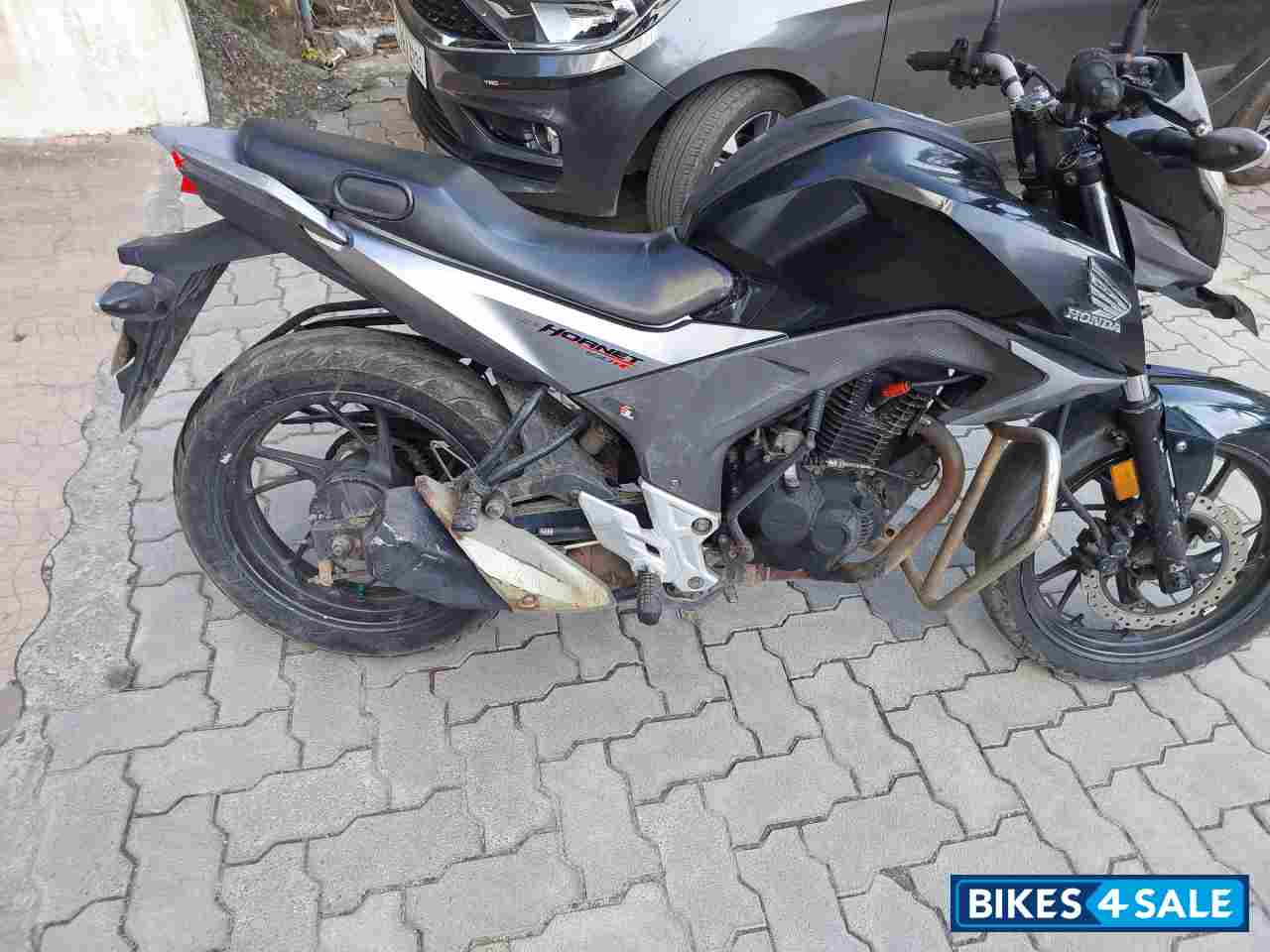 Black Honda CB Hornet 160R