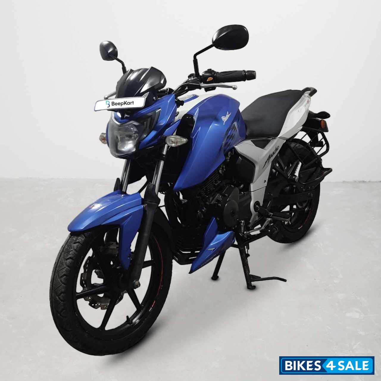 TVS Apache RTR 160 4V