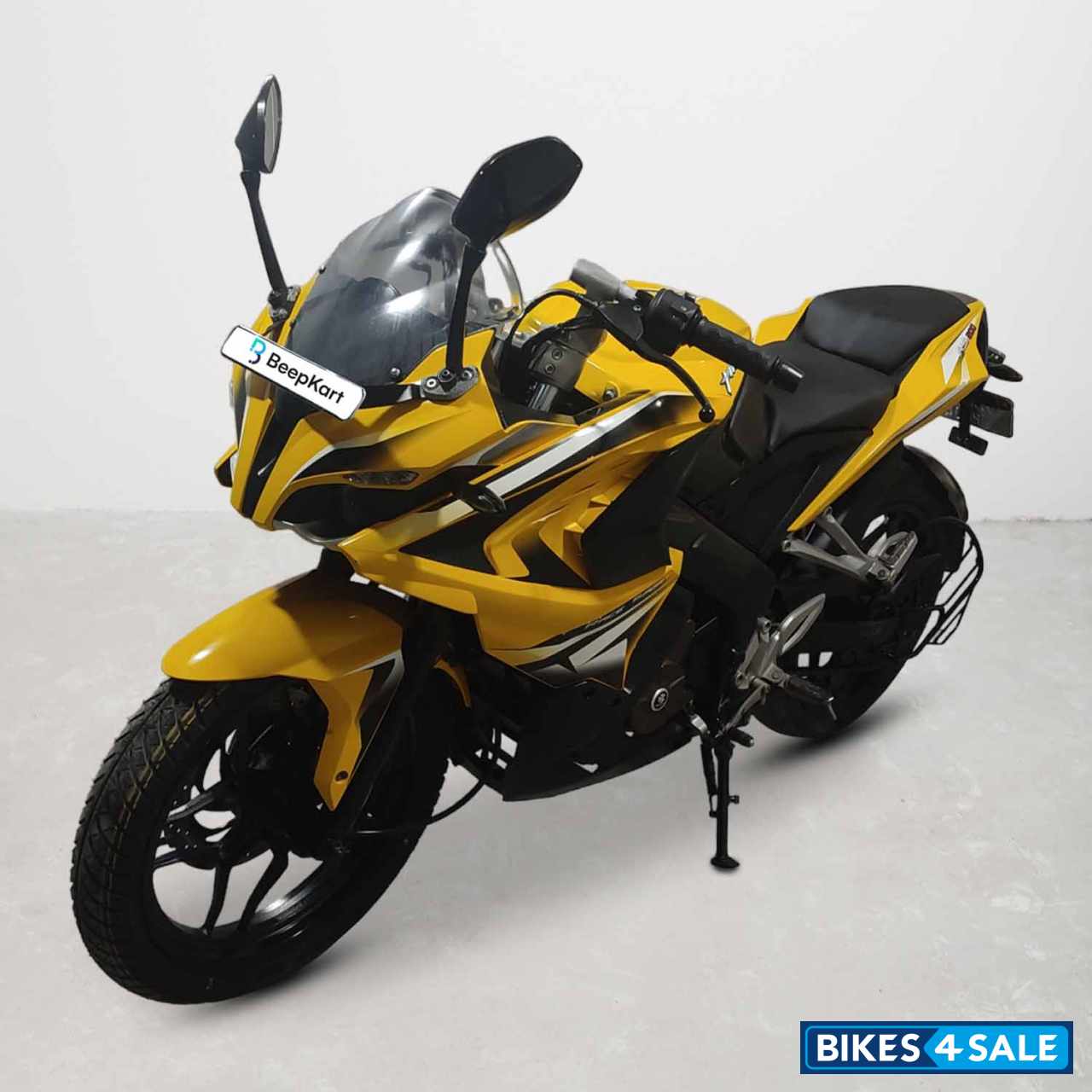 Bajaj Pulsar RS 200