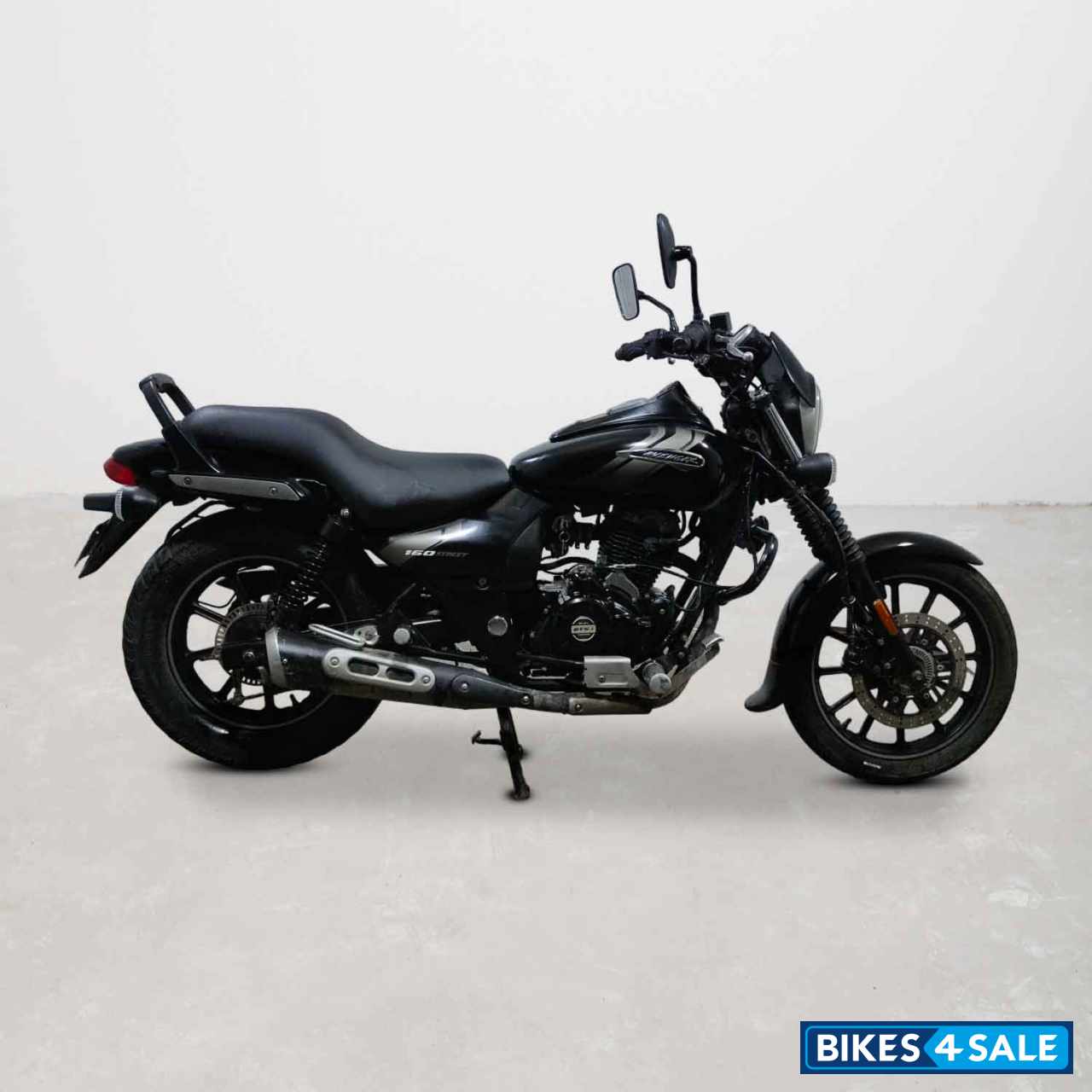 Bajaj Avenger Street 160