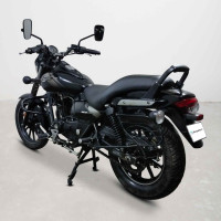 Bajaj Avenger Street 160