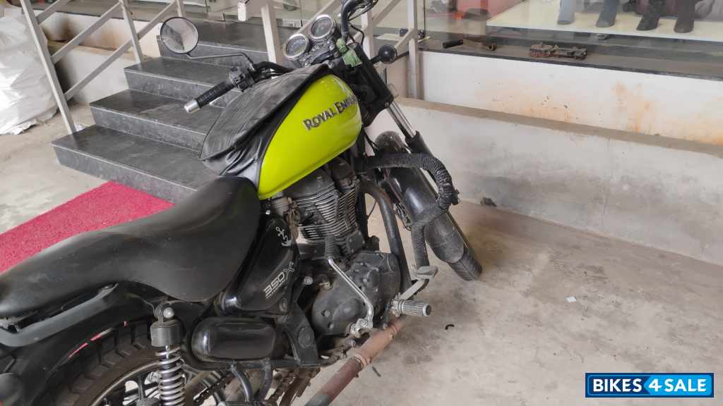 Royal Enfield Thunderbird