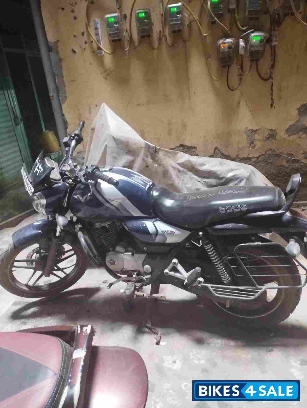 Blue And White Bajaj V15