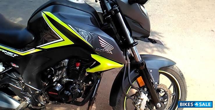 Honda CB Hornet 160R