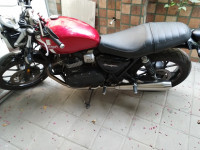 Red Triumph Street Twin