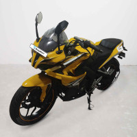 Bajaj Pulsar RS 200