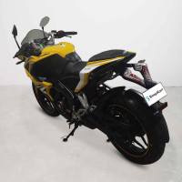 Bajaj Pulsar RS 200