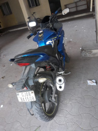 Blue Suzuki Gixxer SF