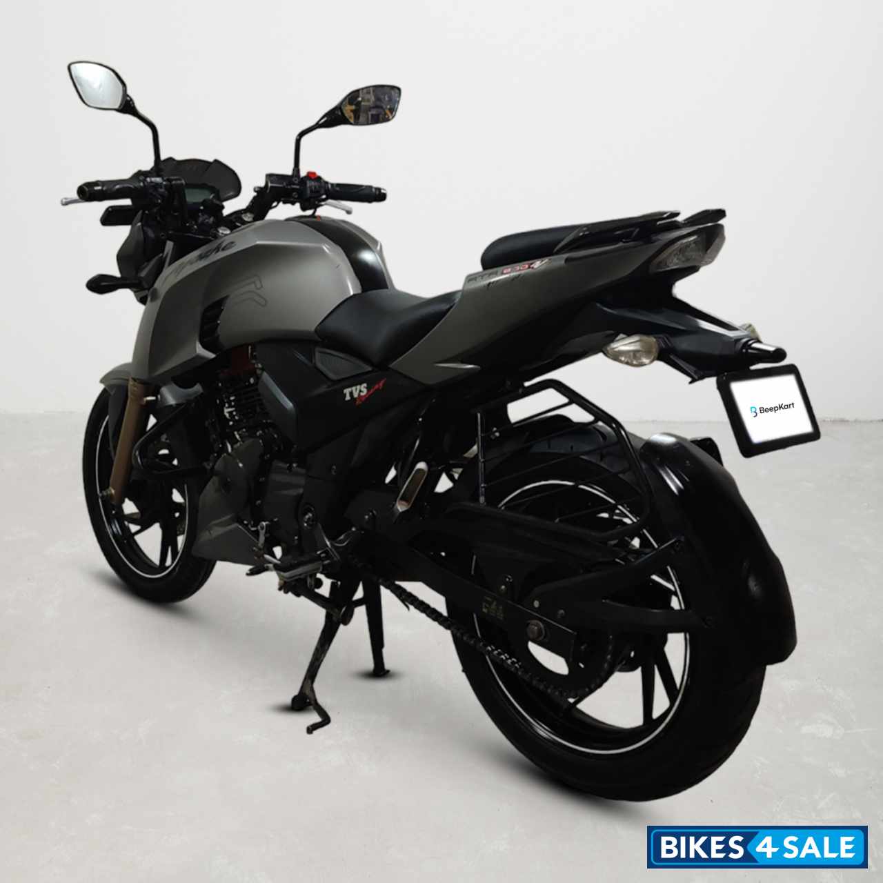 TVS Apache RTR 200 4V