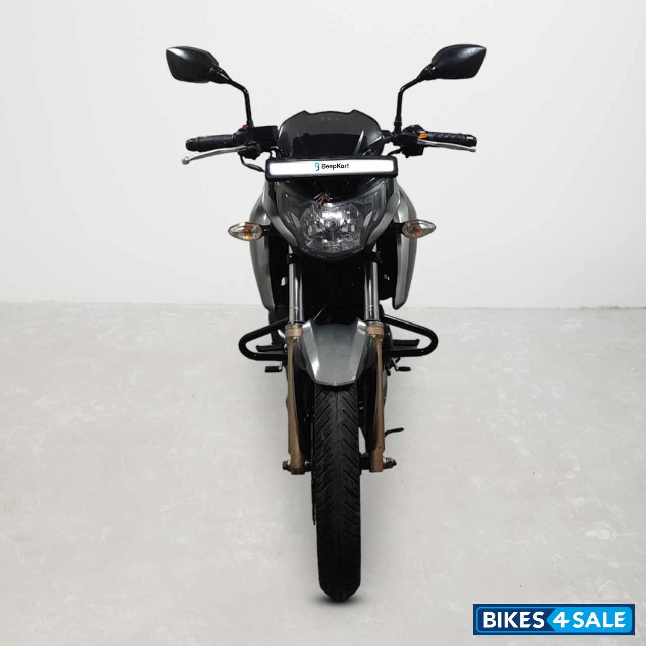 TVS Apache RTR 200 4V