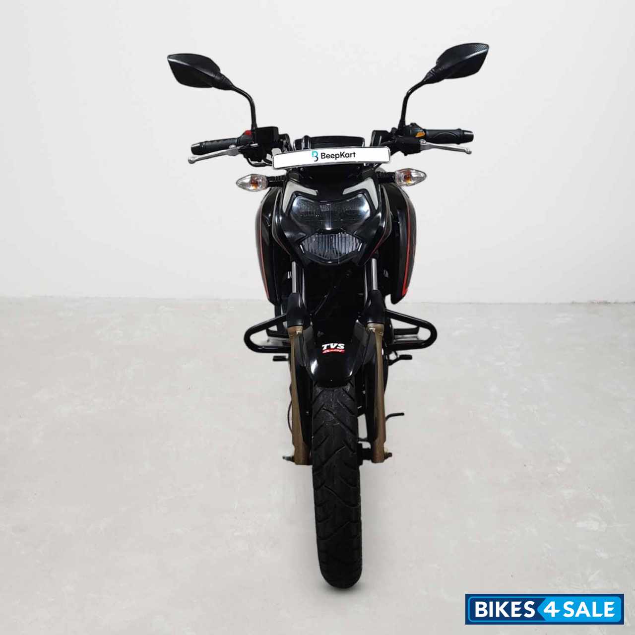 TVS Apache RTR 200 4V