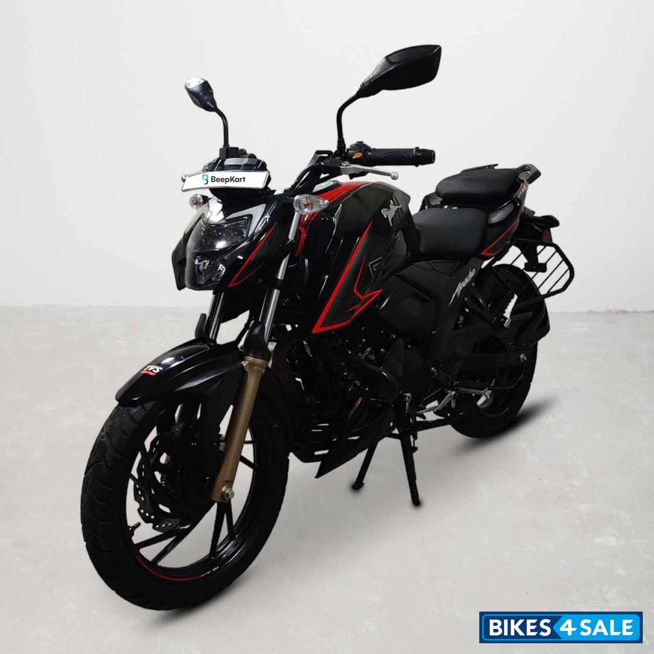 TVS Apache RTR 200 4V