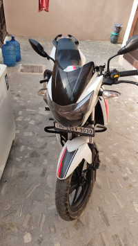 TVS Apache RTR 160 4V BS6