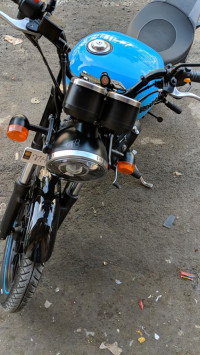 Blue And Black Royal Enfield Thunderbird X 500