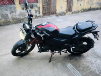 Black TVS Apache RTR 200 4V 2022
