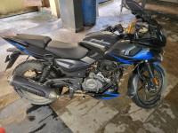 Bajaj Pulsar 220F BS6