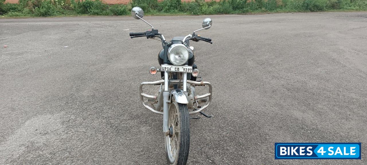 Black Royal Enfield Bullet 350 ES