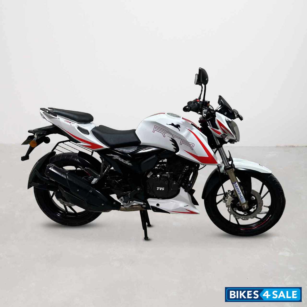 TVS Apache RTR 200 4V