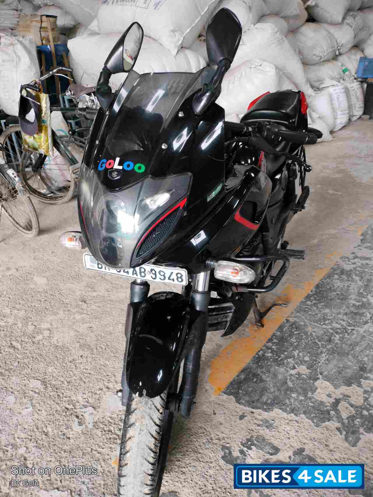 Bajaj Pulsar 180F Neon