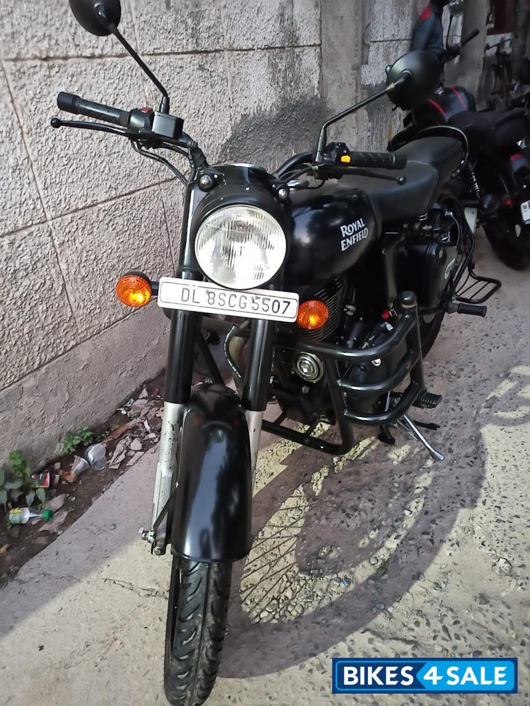 Black Royal Enfield Classic 500 Black Royal Enfield Classic 500