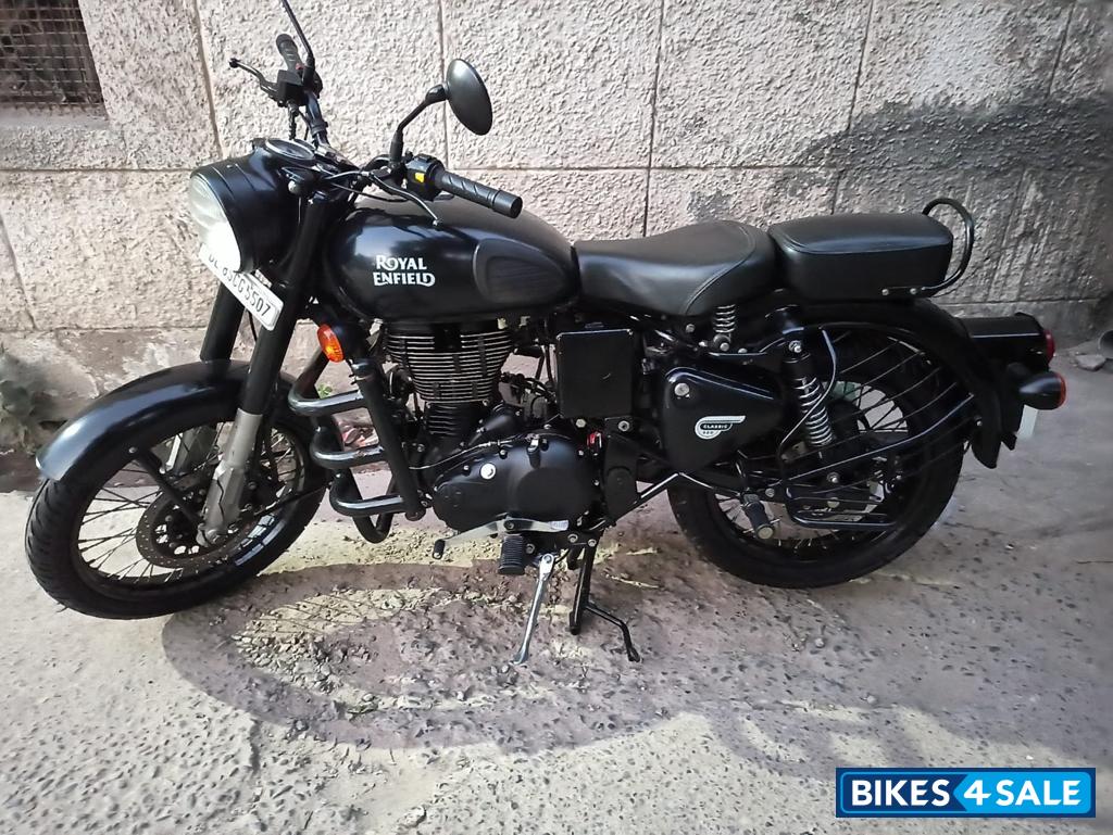 Black Royal Enfield Classic 500 Black Royal Enfield Classic 500