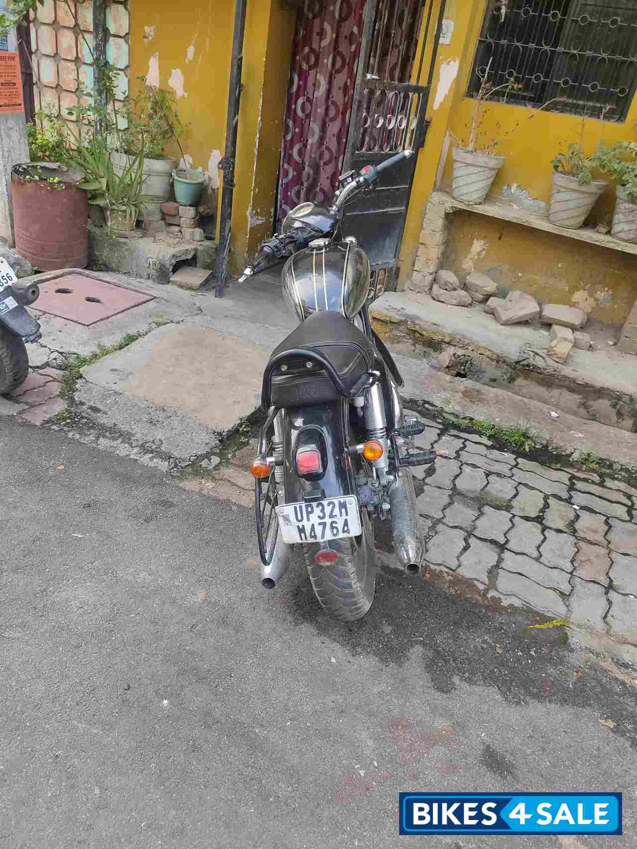 Black Jawa Jawa BS6