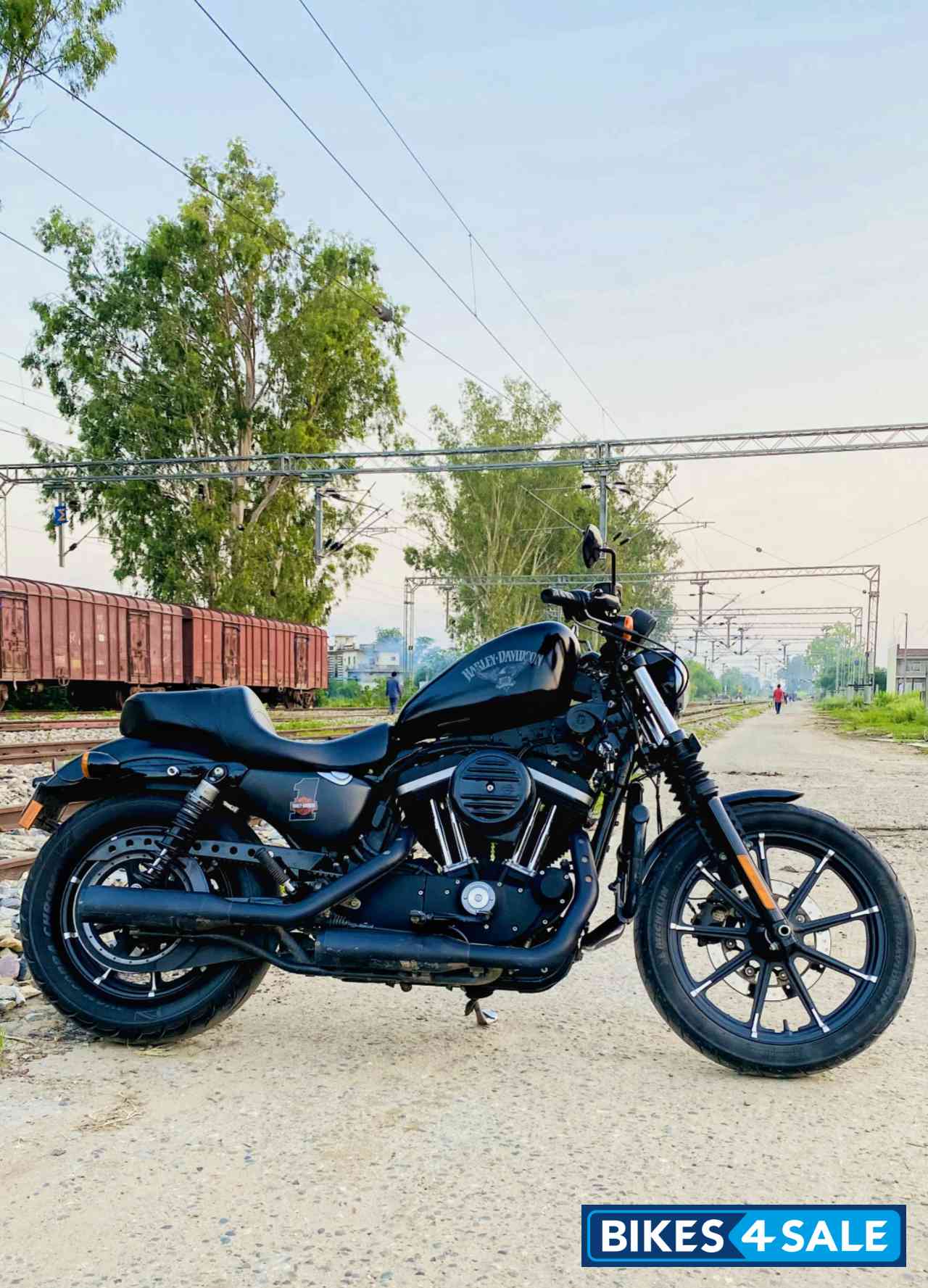 Denim Black Harley Davidson Iron 883