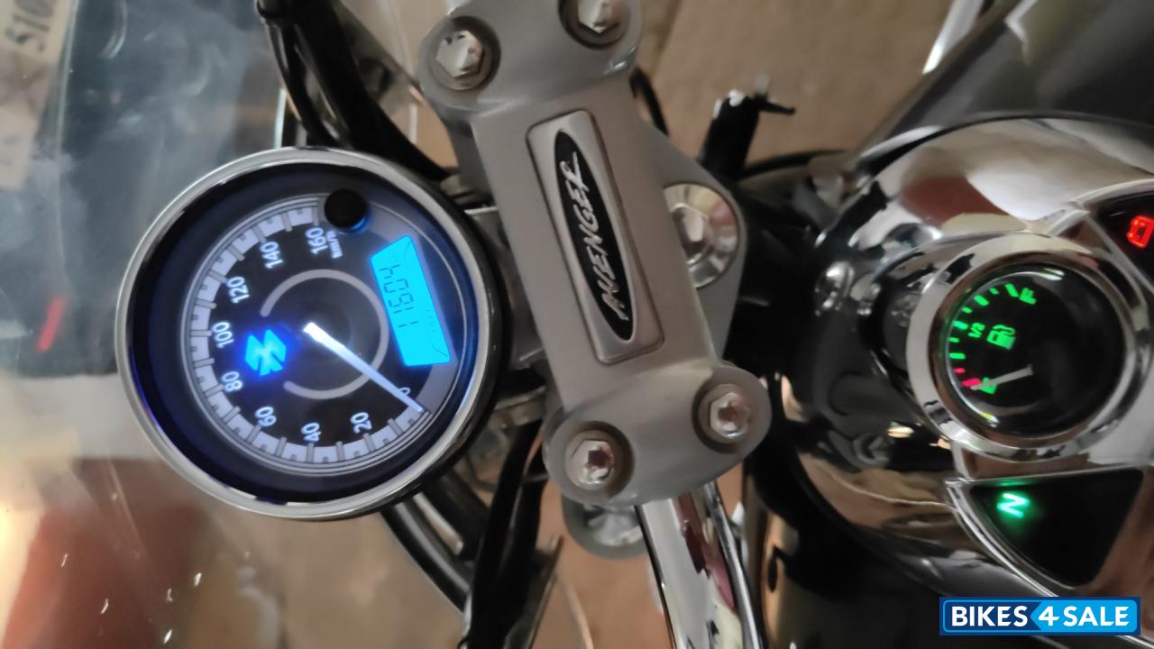 Bajaj Avenger Cruise 220 Bajaj Avenger Cruise 220