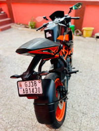 Ebony Black And Orange KTM RC 200