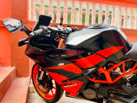Ebony Black And Orange KTM RC 200