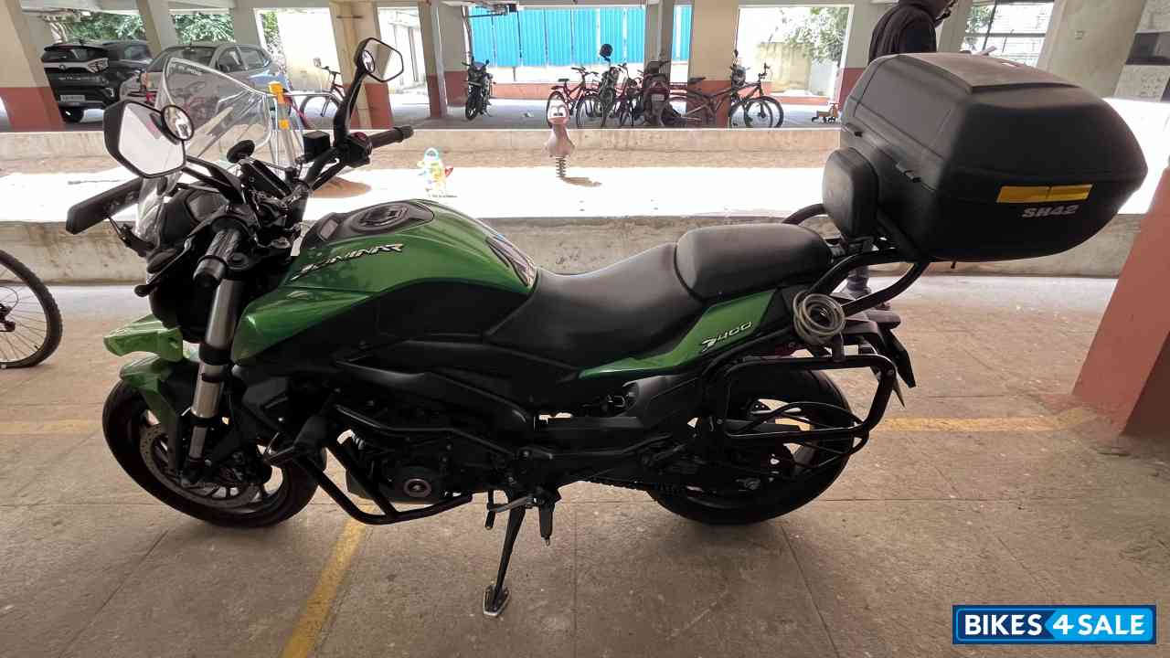 Green Bajaj Dominar 400 ABS BS6