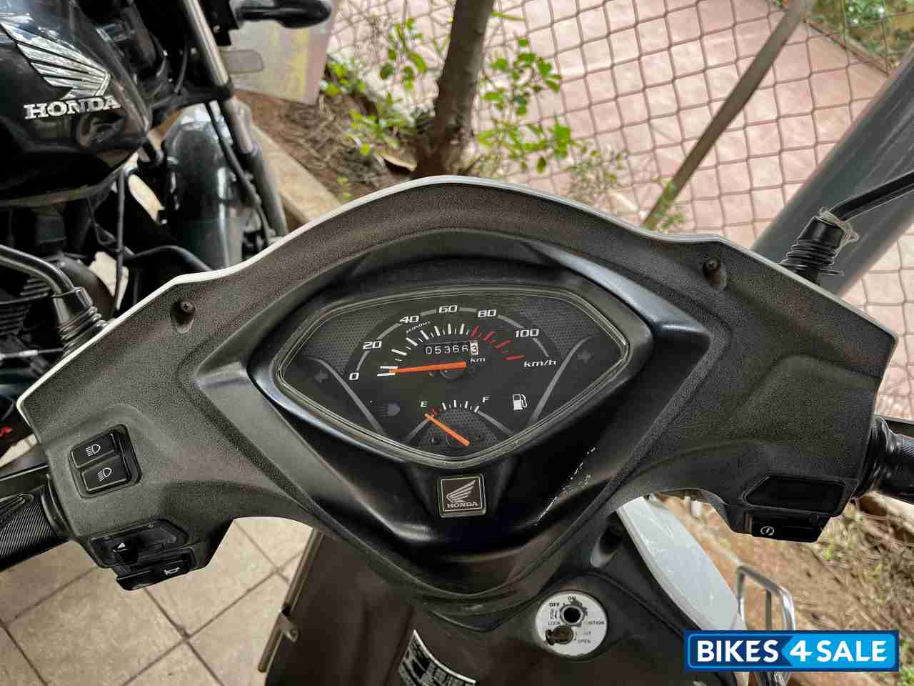 White Honda Activa 4G