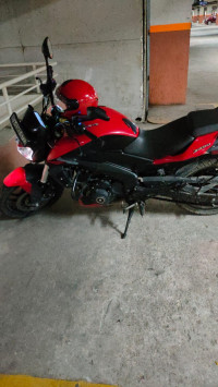 Canyon Red Bajaj Dominar 250