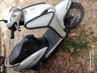 Pearl Sunbeam White Honda Activa