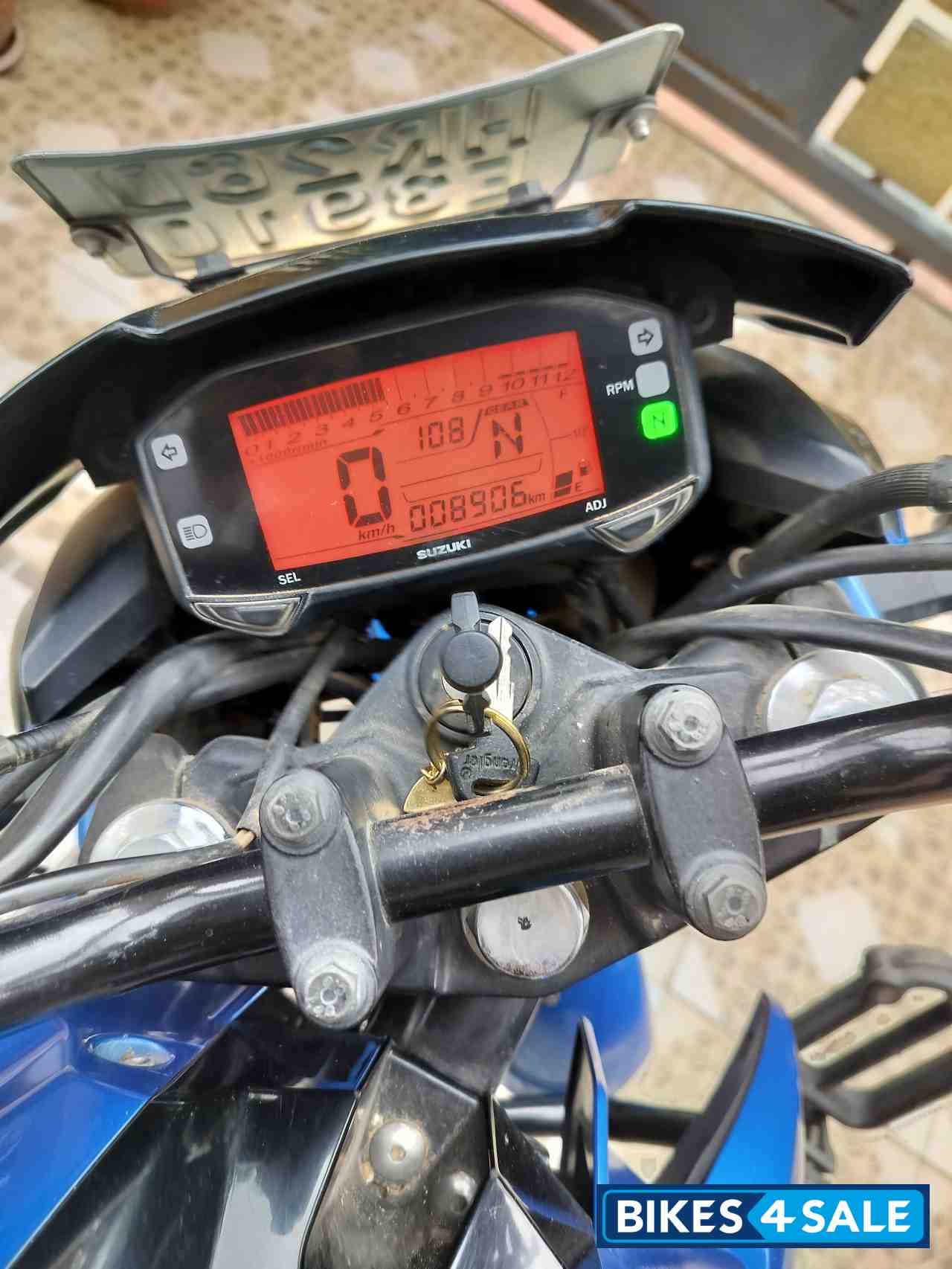 Blue Suzuki Gixxer 150