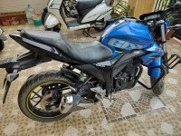 Blue Suzuki Gixxer 150