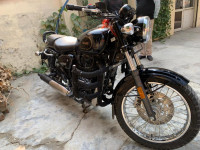 Black Benelli Imperiale 400 BS6