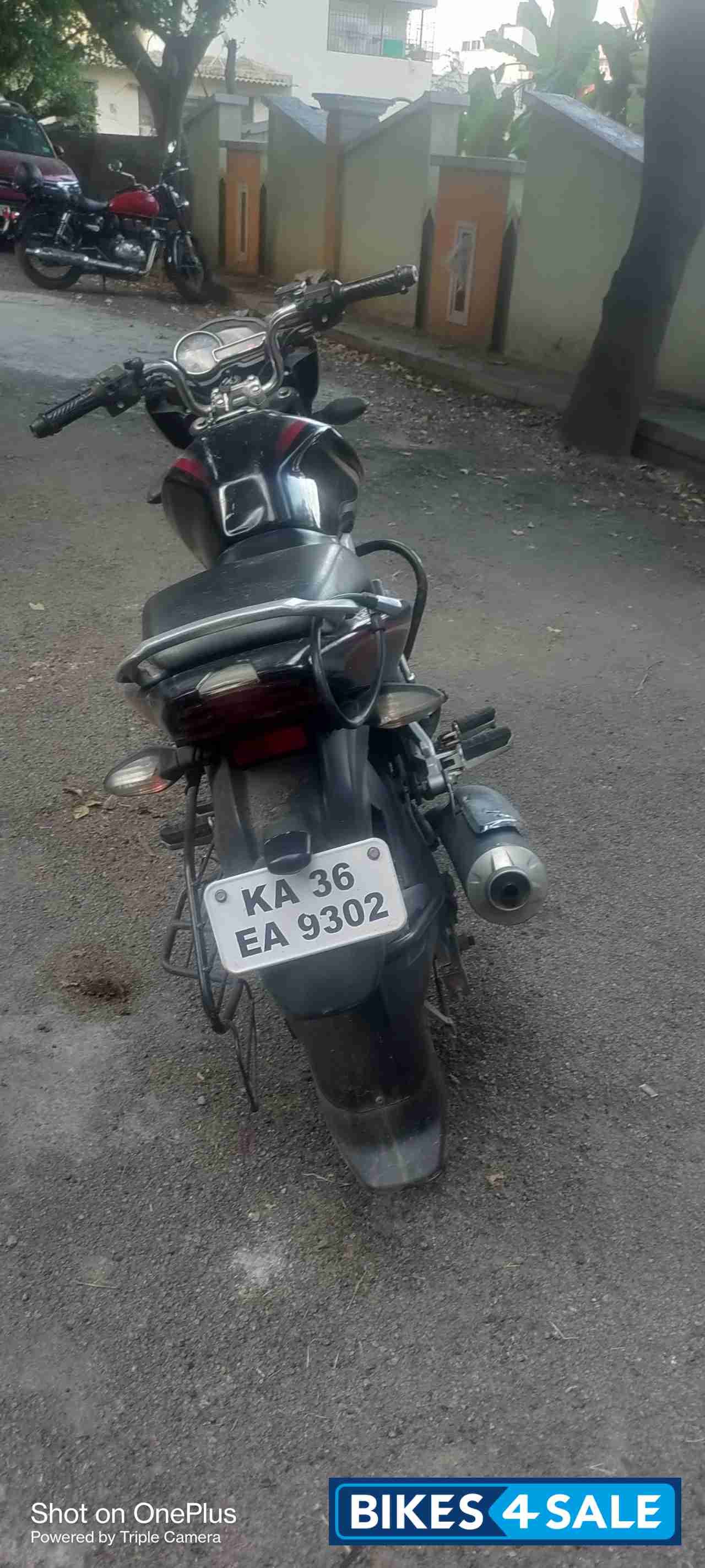 Bajaj Discover 125 ST