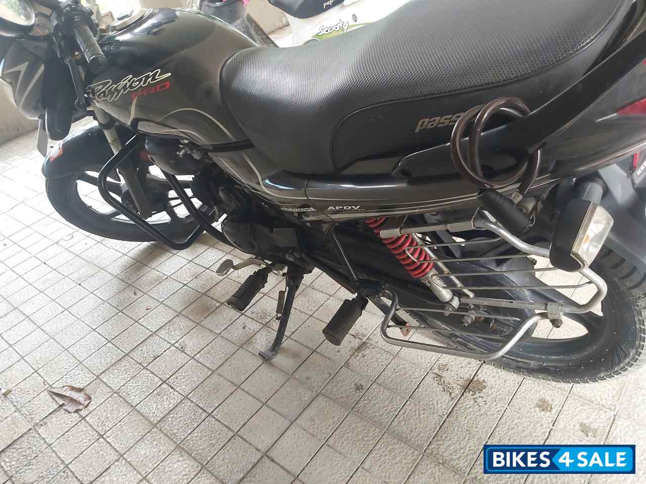 Metallic Black Hero Passion Pro