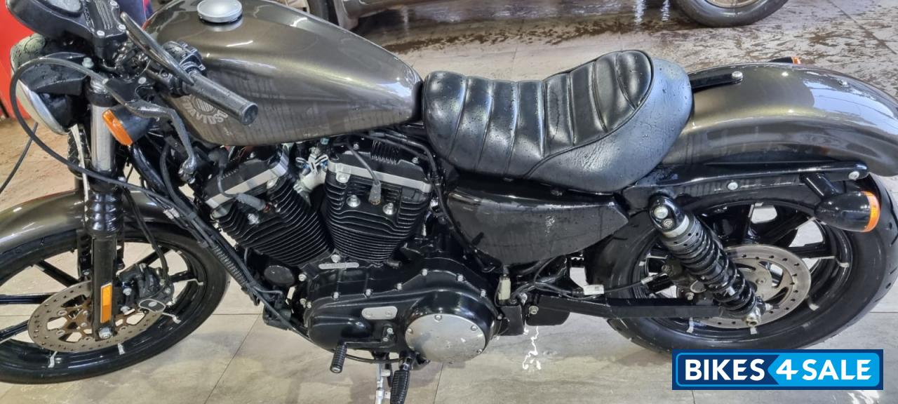 Riverside, Rock, Grey Harley Davidson Iron 883 Riverside, Rock, Grey Harley Davidson Iron 883