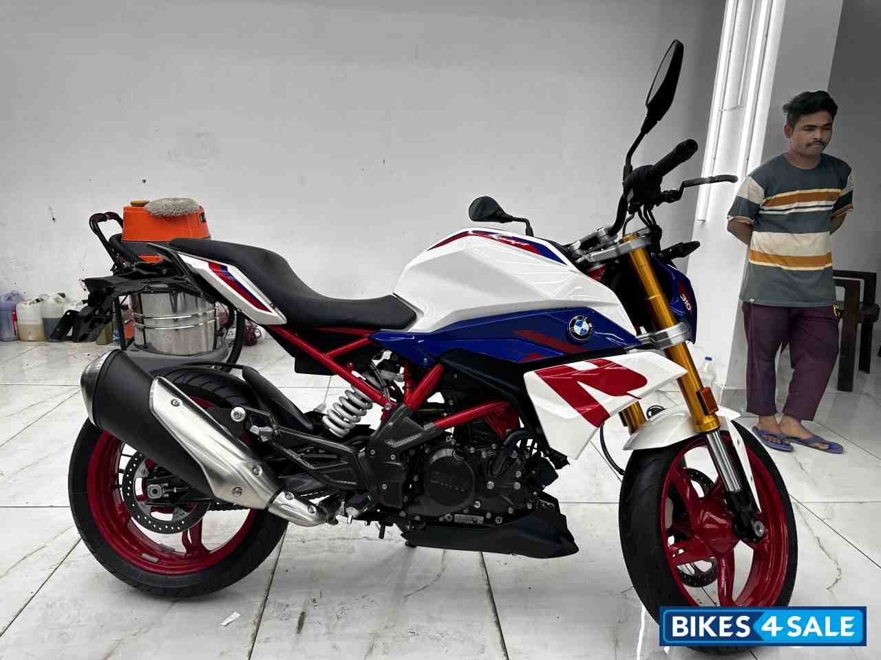 BMW G 310 R