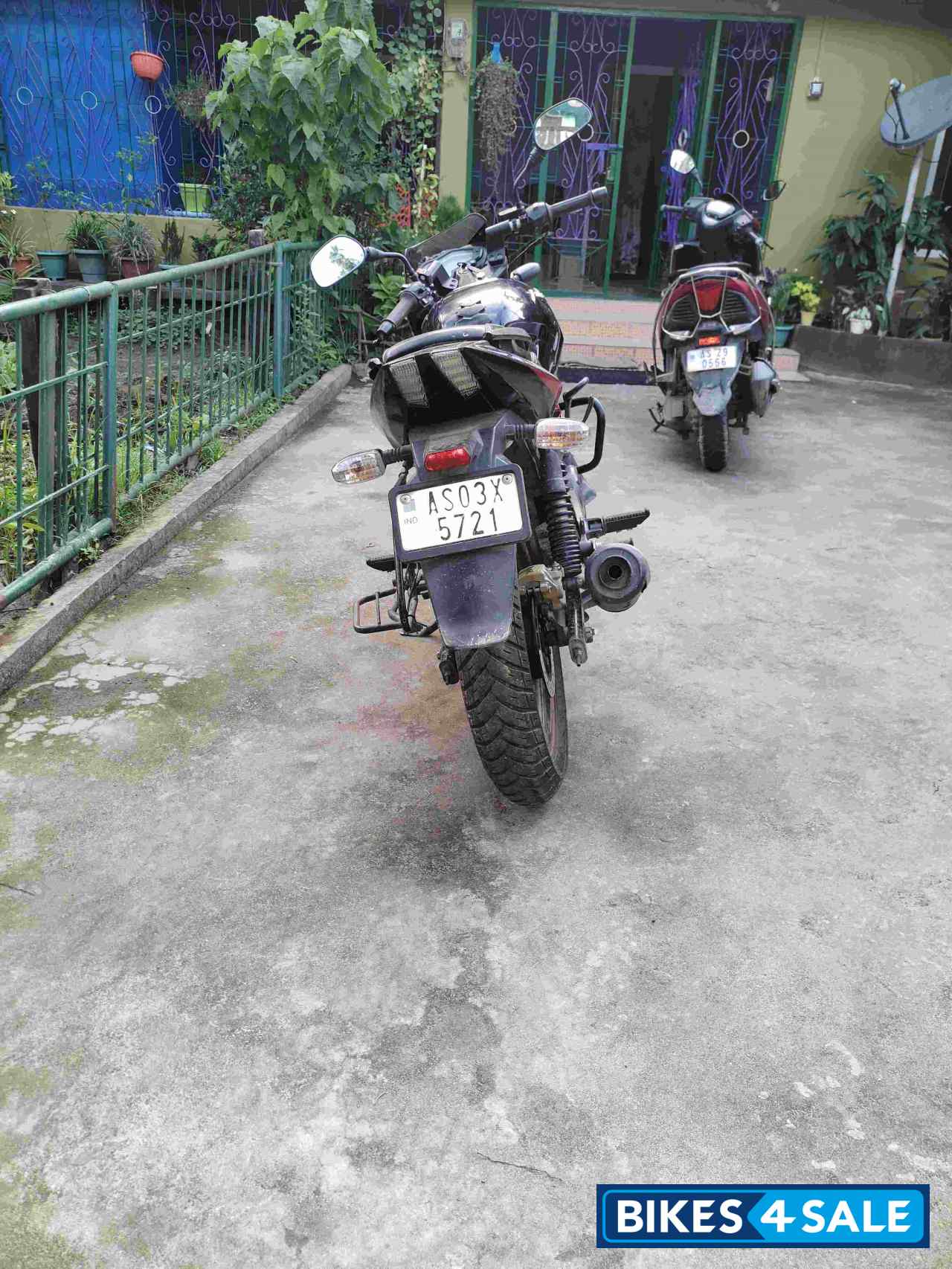 Bajaj Pulsar 150 Twin Disc Bajaj Pulsar 150 Twin Disc