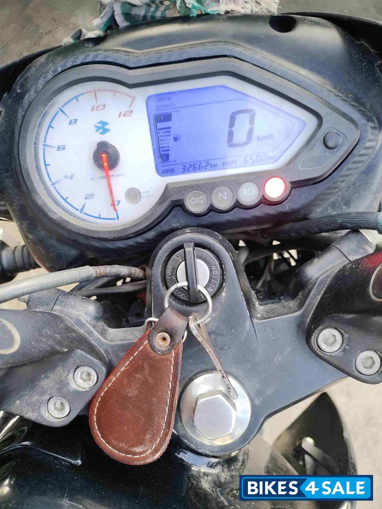 Bajaj Pulsar 150 Twin Disc Bajaj Pulsar 150 Twin Disc