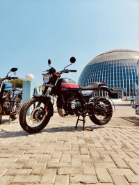 Royal Enfield Scram 411 2022 Model