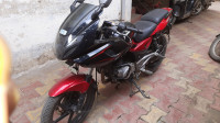 Red&black Bajaj Pulsar 220F