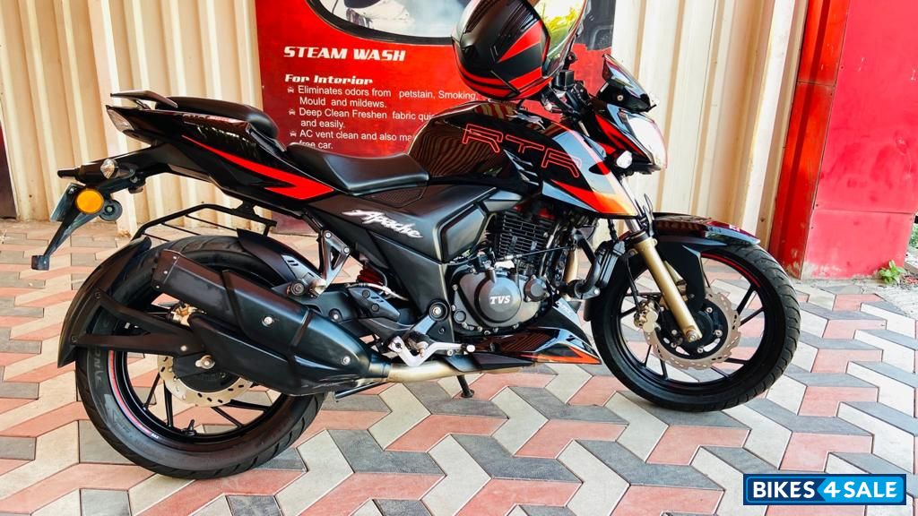 TVS Apache RTR 200 4V ABS Race Edition 2.0