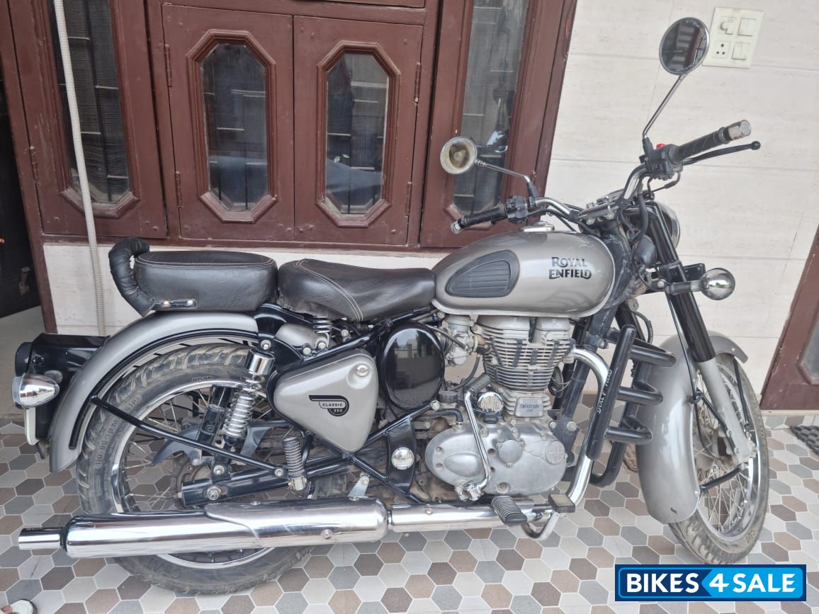 Royal Enfield Classic 350