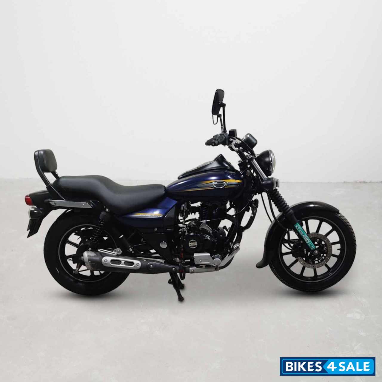 Bajaj Avenger Street 150
