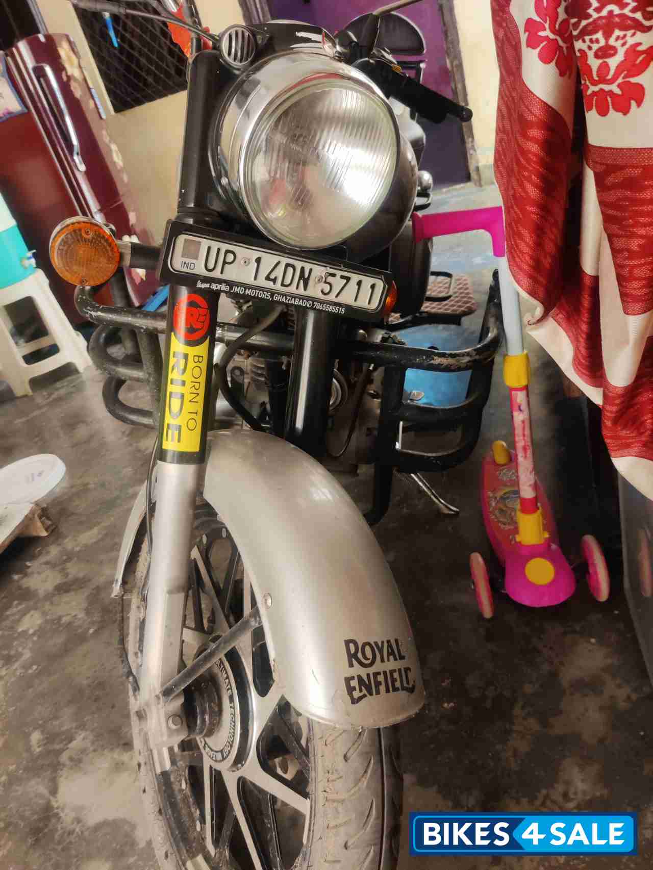 Silver Royal Enfield Classic 350