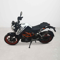 KTM Duke 390